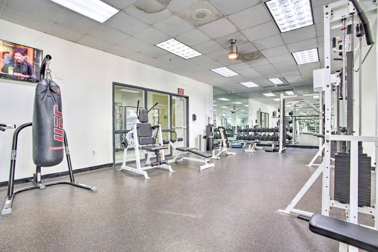 Sunny Isles Less Than Half-mi To Beach! Appartement
